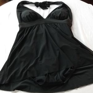 Nwt. Aqua green Black princess cut swim dress. SzL